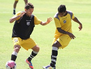 Mesmo treinando entre os titulares, Eusébio não foi relacionado (Foto: Divulgação / CearaSC.com)