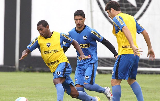 Jobson no treino do Botafogo (Foto: Cezar Loureiro / Agência O Globo)