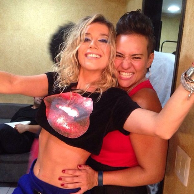 Luiza Possi em bastidores de show em São Paulo (Foto: Instagram/ Reprodução)