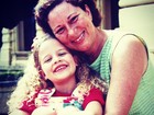 Debby Lagranha publica foto com a mãe e a parabeniza pelo aniversário
