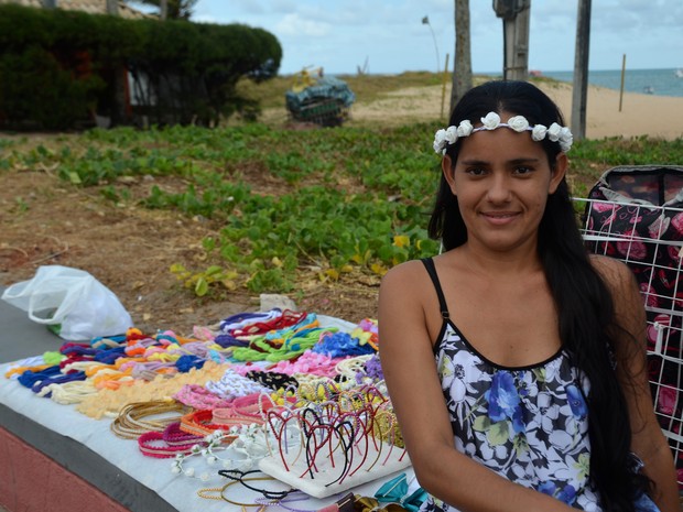 G1'N u00e3o dependo de ninguém', diz mulher que vende artesanato em praias da PB notícias em Paraíba Artesanato Da Região Sul E Sudeste ~ G1'N u00e3o dependo de ninguém', diz mulher que vende artesanato em praias da PB notícias em Paraíba