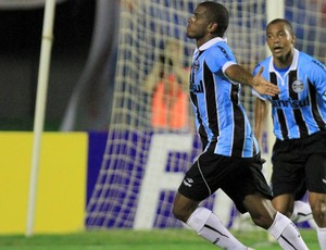 Fernando gol Grêmio (Foto: Felipe Oliveira / Ag. Estado)