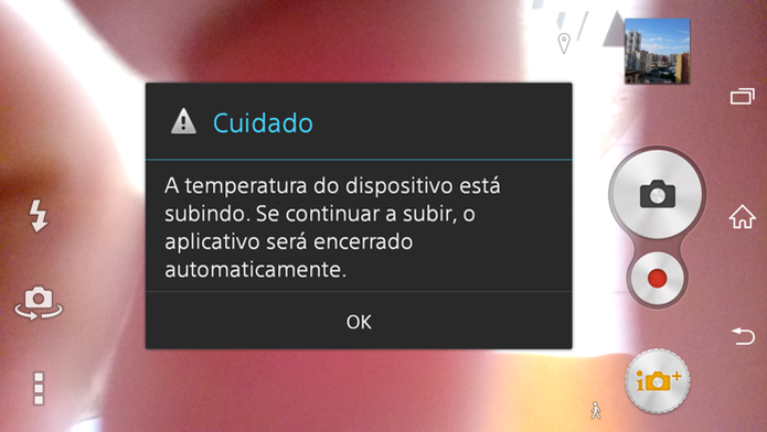 Alta temperatura pode fazer app de câmera travar (Foto: Paulo Alves/TechTudo) (Foto: Alta temperatura pode fazer app de câmera travar (Foto: Paulo Alves/TechTudo)) Alta temperatura pode fazer app de câmera travar (Foto: Paulo Alves/TechTudo) (Foto: Alta temperatura pode fazer app de câmera travar (Foto: Paulo Alves/TechTudo))
