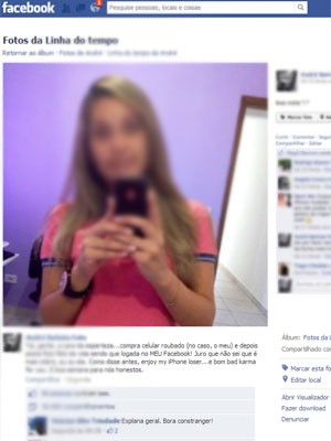 Celular some e foto de mulher com o telefone aparece no Facebook do dono (Foto: Facebook/Reprodução)