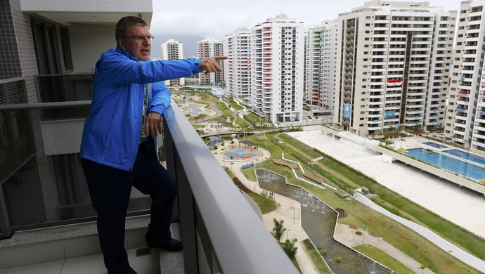 Thomas Bach, Vila Olímpica (Foto: Reuters)