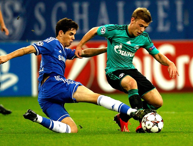 Oscar jogo Chelsea e Schalke Liga dos Campeões (Foto: Reuters)