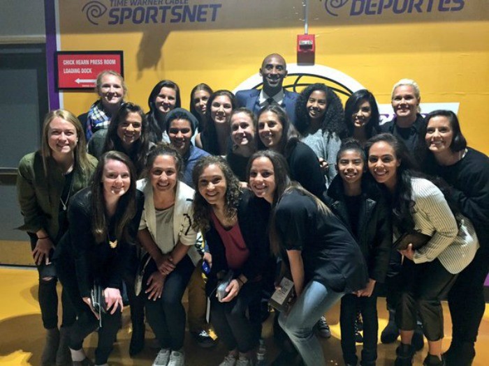 seleção feminina dos Estados Unidos e Kobe Bryant