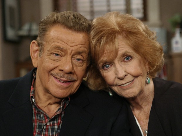 Anne Meara ao lado do marido, Jerry Stiller, em foto de 2003 (Foto: Stefano Paltera/AP)