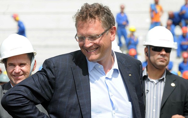 Jérôme Valcke fifa arena pernambuco (Foto: Aldo Carneiro / Pernambuco Press)