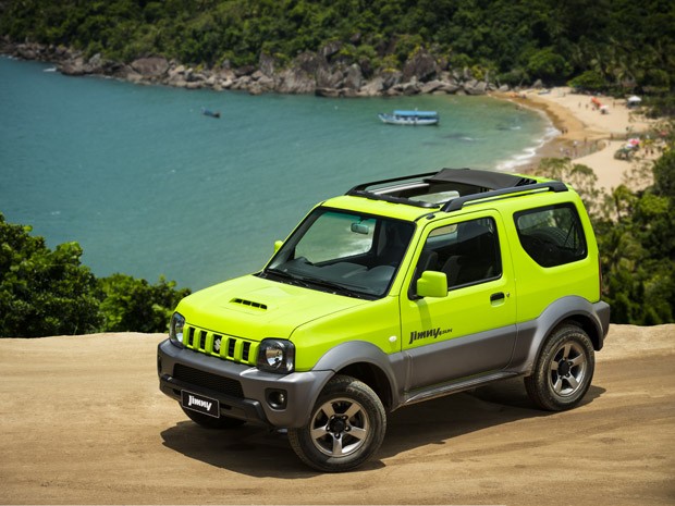 Jimny foi feito para agradar de trilheiros iniciantes a usineiros (Foto: Divulgação)