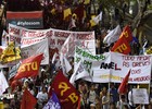 No RJ, protestos reúnem 1,3 mil e fecham o centro (Christophe Simon/AFP)