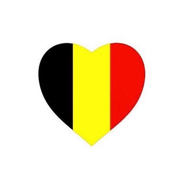 Stella Maxwell manda o seu amor para as pessoas de Bruxelas (Foto: Reprodução/Instagram)