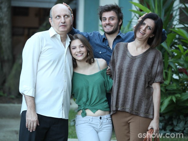 Os quatro atores se deram muito bem logo de cara (Foto: Pedro Curi / TV Globo)