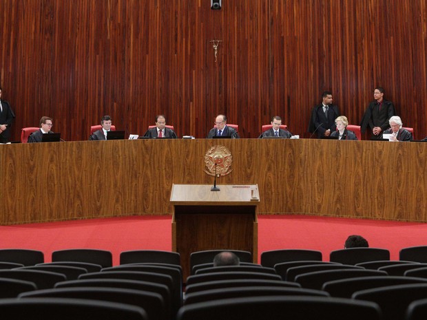 Plenário do TSE durante julgamento de ação que pede a cassação da chapa Dilma-Temer