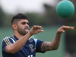 Palmeiras renova contrato de Luan