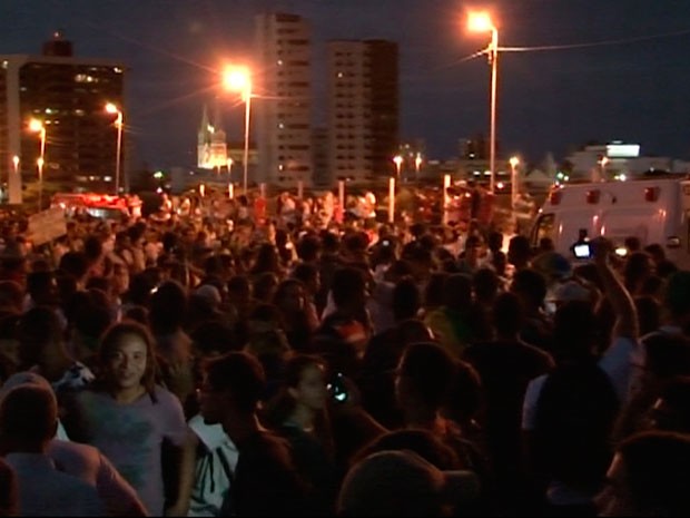 Protesto_Juazeiro_Bahia_3 de agosto (Foto: Imagem/TV Bahia)