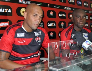 Hugo e Souza; Vitória (Foto: Divulgação/EC Vitória) Hugo e Souza; Vitória (Foto: Divulgação/EC Vitória)