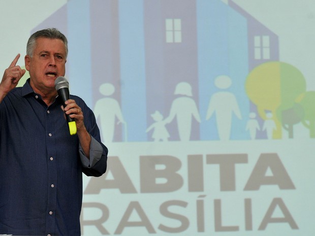 O governador do Distrito Federal, Rodrigo Rollemberg, durante o lançamento do programa Habita Brasília (Foto: Tony Winston/Agência Brasília) O governador do Distrito Federal, Rodrigo Rollemberg, durante o lançamento do programa Habita Brasília (Foto: Tony Winston/Agência Brasília)