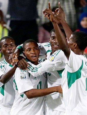 Musa Yahaya comemoração Nigéria final Copa do Mundo sub-17 (Foto: AP) Musa Yahaya comemoração Nigéria final Copa do Mundo sub-17 (Foto: AP)
