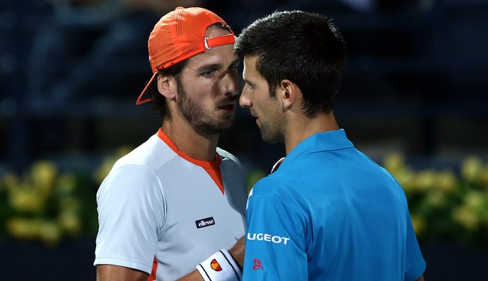 Djokovic após anunciar desistência de jogo com Feliciano López (Foto: Getty Images)