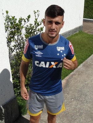 Arrascaeta acha que sucesso do Cruzeiro depende de não tomar gols (Foto: Maurício Paulucci) Arrascaeta acha que sucesso do Cruzeiro depende de não tomar gols (Foto: Maurício Paulucci)