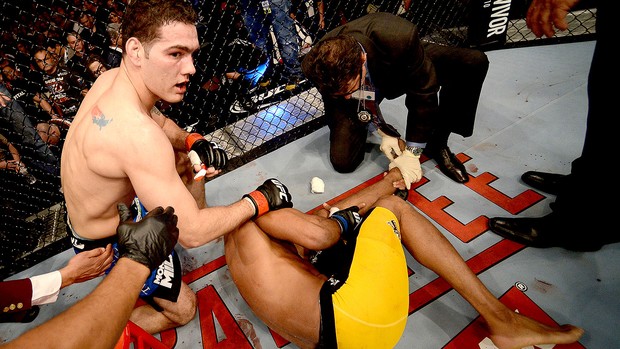 Anderson Silva lesão UFC Las Vegas Chris Weidman (Foto: Getty Images) Anderson Silva lesão UFC Las Vegas Chris Weidman (Foto: Getty Images)