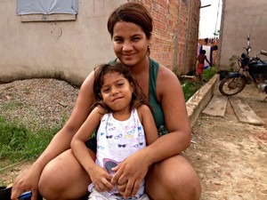 Elma de Paula diz precisa levar filha de Tayla Cristina para o trabalho (Foto: Ivanete Damasceno/G1)