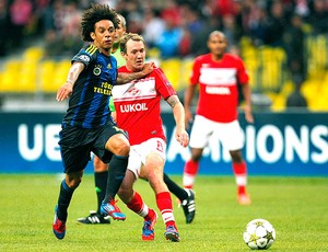 Cristian na partida do Fenerbahçe contra o Spartak (Foto: AP)