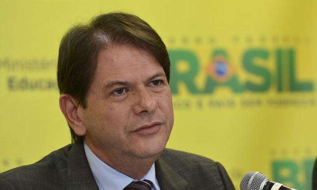 Cid Gomes, ministro da Educação (Foto: Wilson Dias / Agência Brasil) Cid Gomes, ministro da Educação (Foto: Wilson Dias / Agência Brasil)