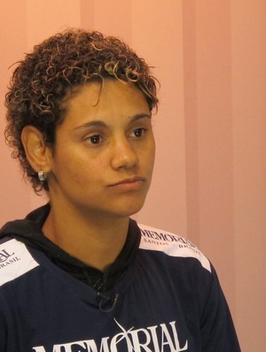 Simone Duarte boxe São Vicente (Foto: Bruno Gutierrez)