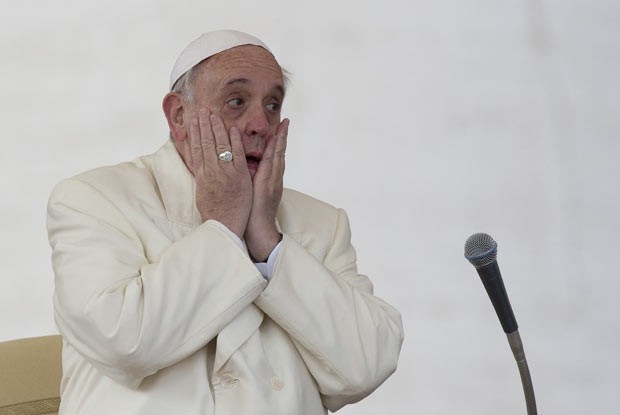 O Papa Francisco durante a audiência desta quarta-feira (15) no Vaticano (Foto: Andrew Medichini/AP)