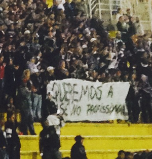Torcedores do Timão dão recado aos profissionais em partida do sub-20