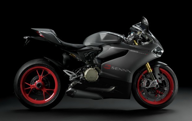 A série especial da Ducati é uma homenagem ao legado do piloto, morto em 1994 (Foto: Divulgação) A série especial da Ducati é uma homenagem ao legado do piloto, morto em 1994 (Foto: Divulgação)