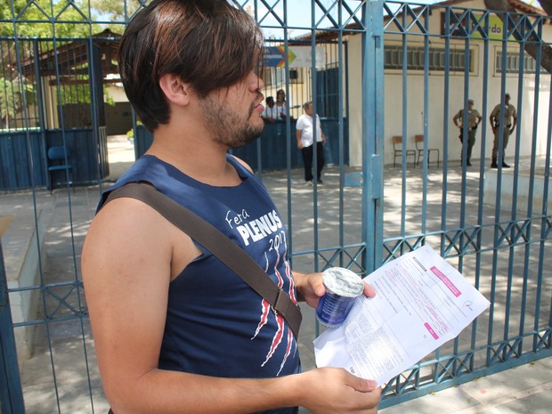 ENEM 2016- DOMINGO (6) - PETROLINA (PE) - Técnico de Enfermagem Mário Márcio tenta pela 3ª vez o Enem em Petrolina (Foto: Juliane Peixinho/ G1)