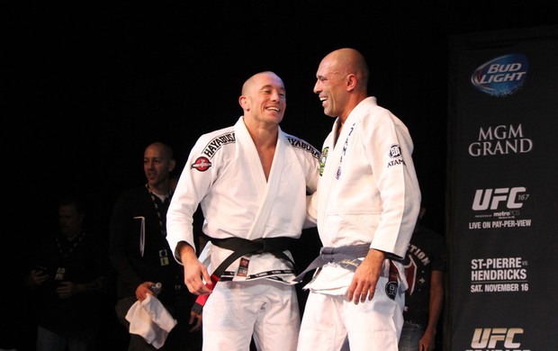 Georges St-Pierre e Royce Gracie treino UFC 167 (Foto: Evelyn Rodrigues)