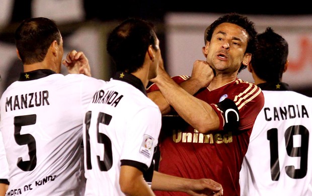 Fred jogo Olimpia e Fluminense (Foto: Ricardo Ayres / Photocamera)