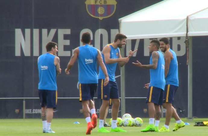 Treino Barcelona Neymar, Messi, Piqué e Suárez (Foto: Cassio Barco)