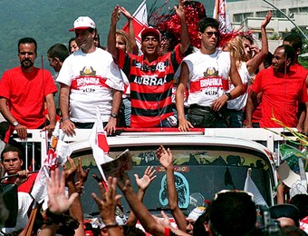 apresentação de Romário no Flamengo em 1995 (Foto: AFP)