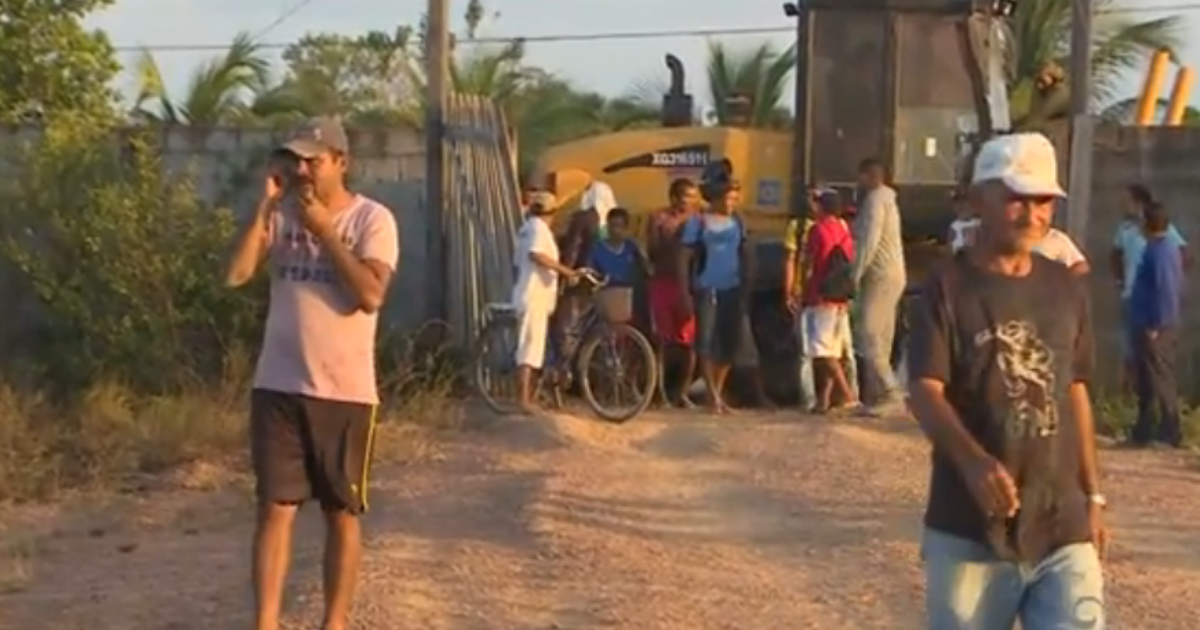 G1 Famílias Invadem Terreno Particular Em Rodovia Do Amapá Notícias Em Amapá 7036