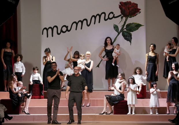 Desfile Dolce e Gabbana, em Milão (Foto: Reuters)