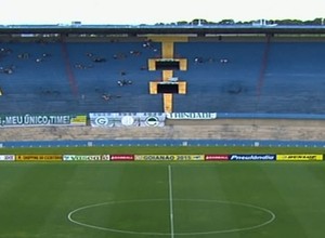 Estádio Serra Dourada - Goiás x Goianésia (Foto: Reprodução / TV Anhanguera)