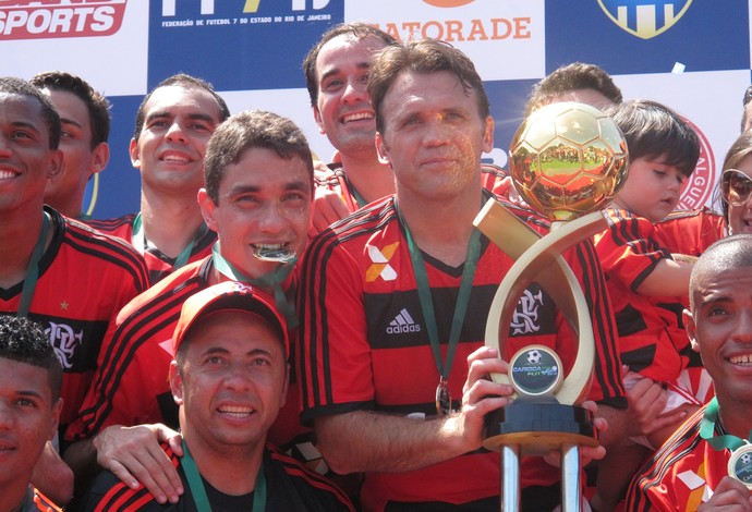 Petkovic comemora título do Campeonato Carioca de futebol 7 (Foto: Marcos Paulo Rebelo)