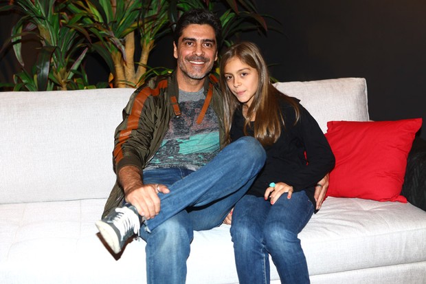 Junno Andrade e a filha, Luana (Foto: Iwi Onodera / EGO)