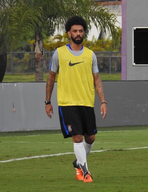 De encostado a inscrito: Cristian fica com última vaga do Timão no Paulista