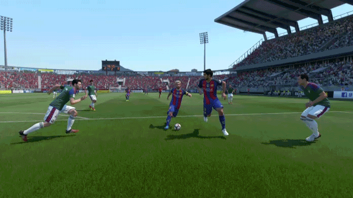Gire para passar por rivais em Fifa 17 (Foto: Reprodução/Murilo Molina)