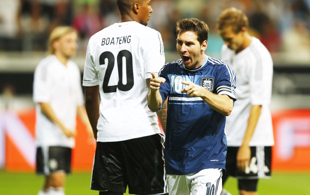 Messi comemorando gol da Argentina contra a Alemanha (Foto: Agência Reuters)