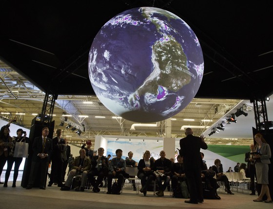 Conferência do Clima em Paris, França (Foto: Michel Euler/AP)