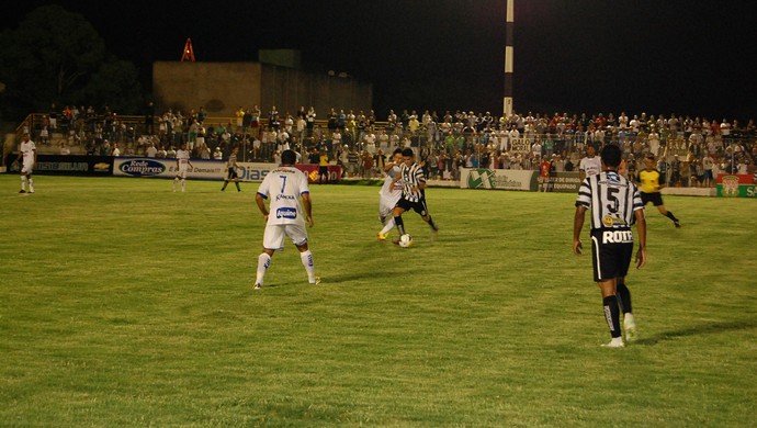 Treze x CSA, Presidente Vargas (Foto: Silas Batista / GloboEsporte.com/pb)