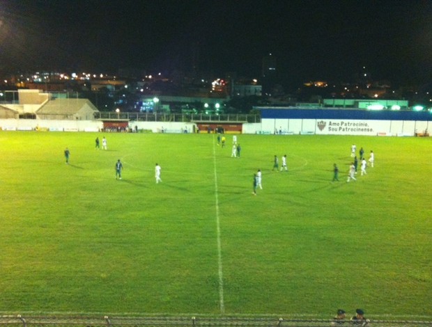 Patrocinense e Uberlândia pela sétima rodada do Módulo UU (Foto: Valéria Almeida)