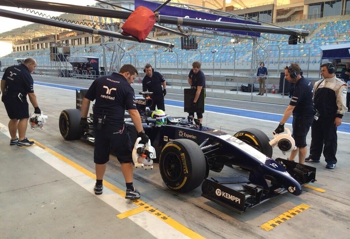 Felipe Massa e a Williams priorizaram a prática de pit stops nesta sexta-feira (Foto: Divulgação)